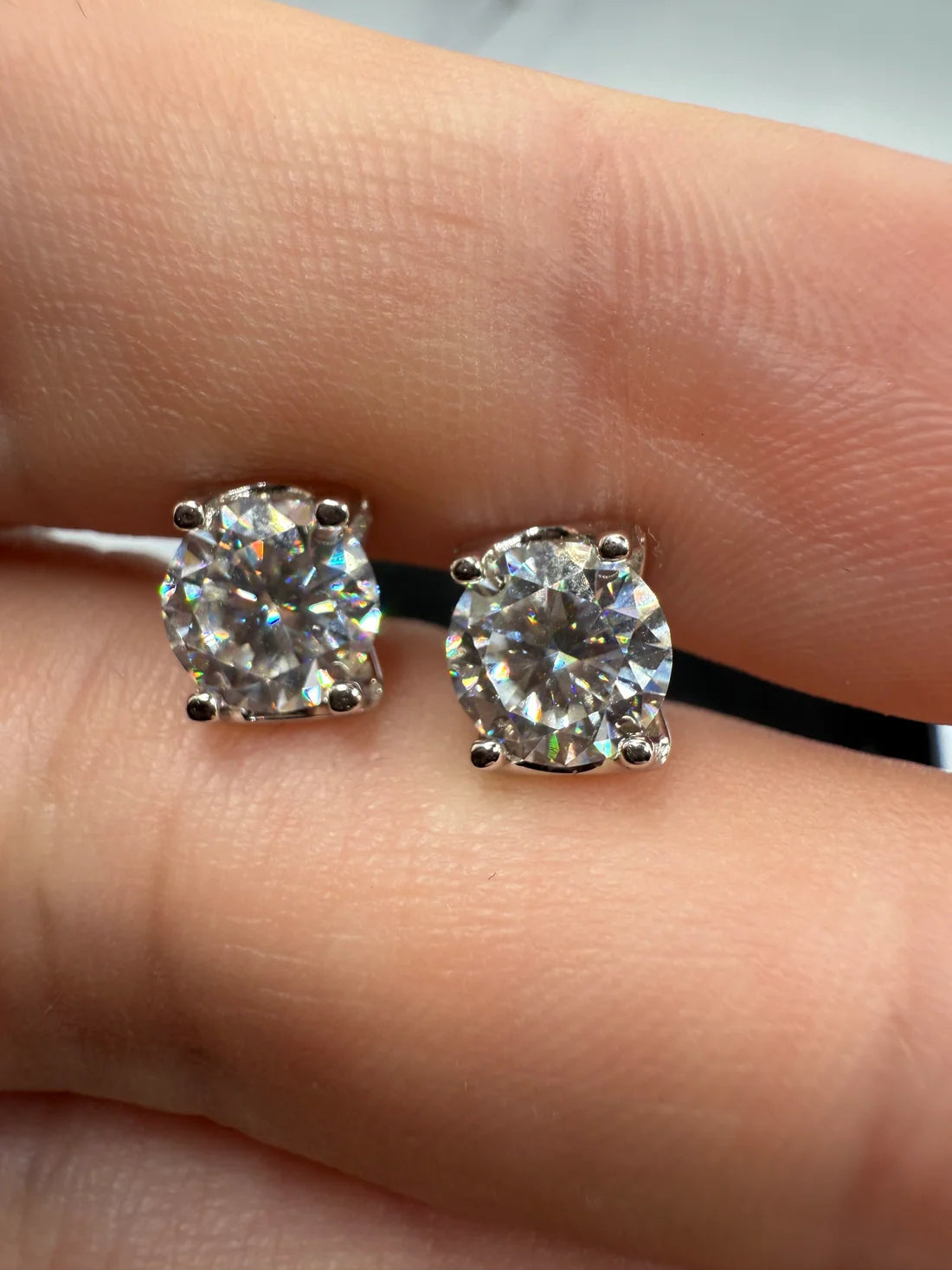 Moissanite Oval Cut Earrings w/ 925 Sterling Silver 1 CT 6.5 mm